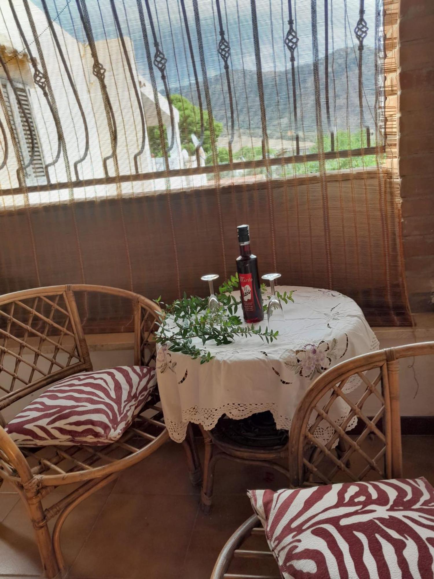 Appartamento Casa Mimma Solanas  Esterno foto
